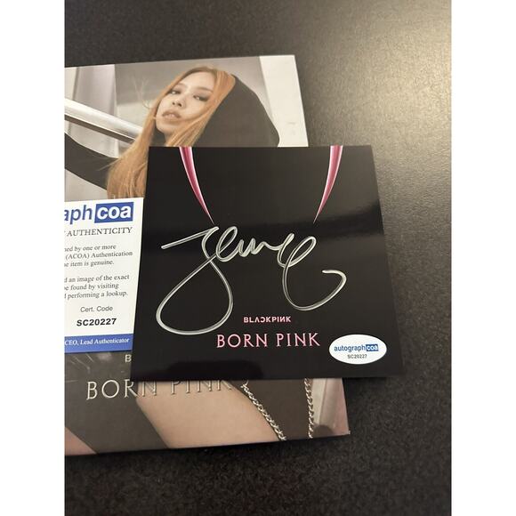 SIGNED JENNIE Blackpink - Born Pink CD Insert Autographed COA ACOA Cert #SC20227 - Picture 2 of 2